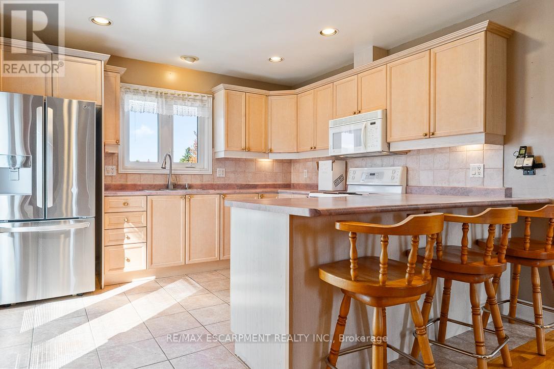 2510 Donnavale Drive, Mississauga, Ontario  L5A 2N1 - Photo 27 - W12457092