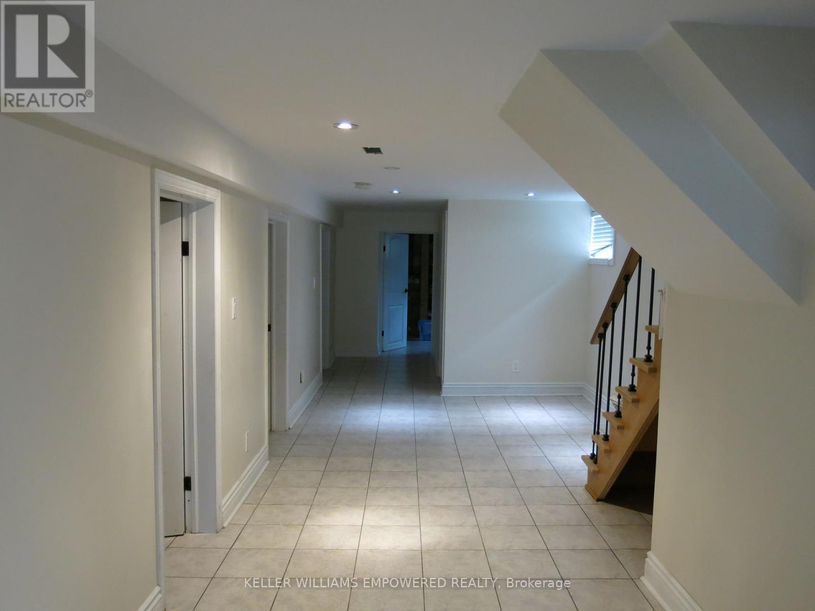 69 Whitley Avenue, Toronto, Ontario  M3K 1A1 - Photo 13 - W12457100