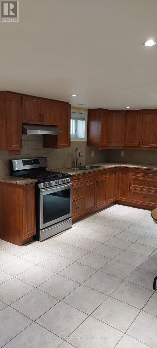 69 Whitley Avenue, Toronto, Ontario  M3K 1A1 - Photo 17 - W12457100