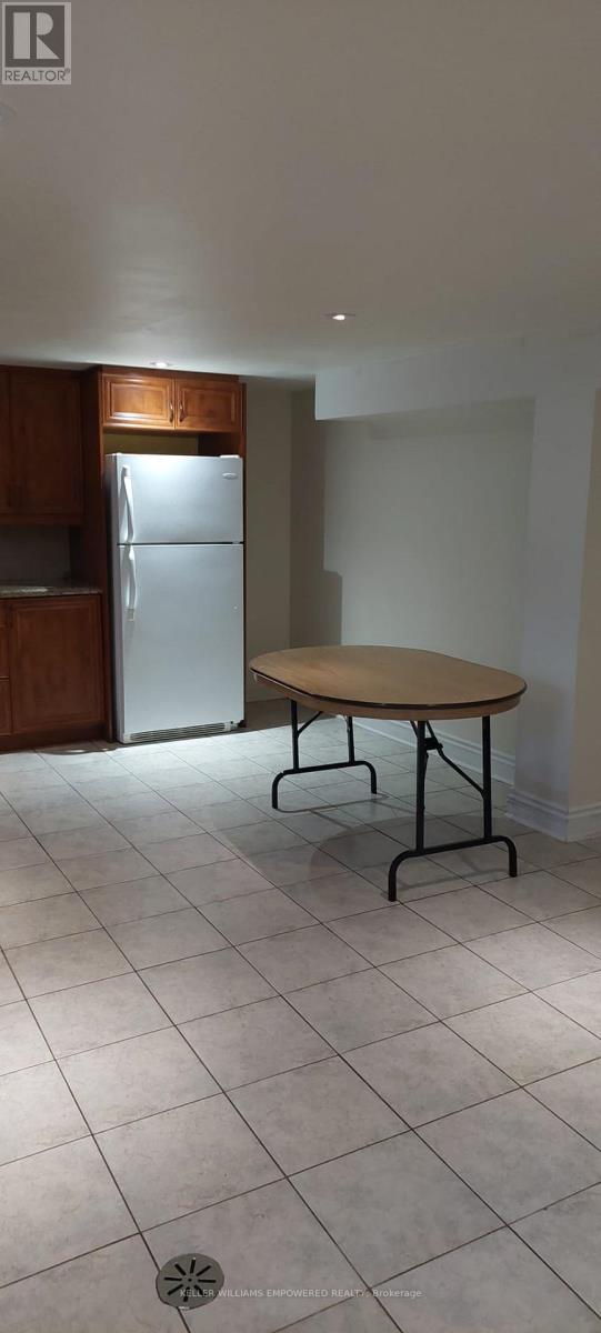 69 Whitley Avenue, Toronto, Ontario  M3K 1A1 - Photo 18 - W12457100