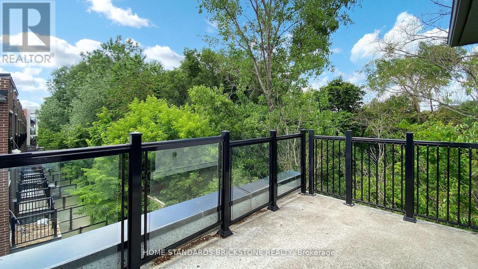 H212 - 90 Canon Jackson Drive, Toronto, Ontario  M6M 0C1 - Photo 22 - W12457106