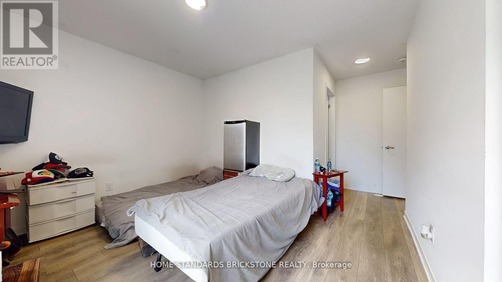H212 - 90 Canon Jackson Drive, Toronto, Ontario  M6M 0C1 - Photo 26 - W12457106
