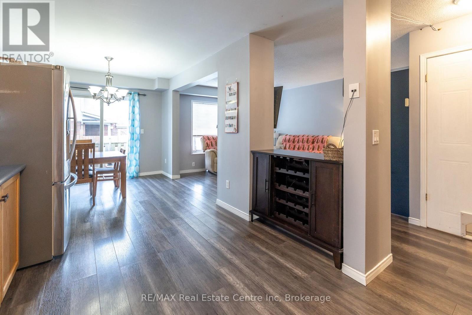30 O'connor Lane, Guelph, Ontario  N1E 7G4 - Photo 15 - X12457161