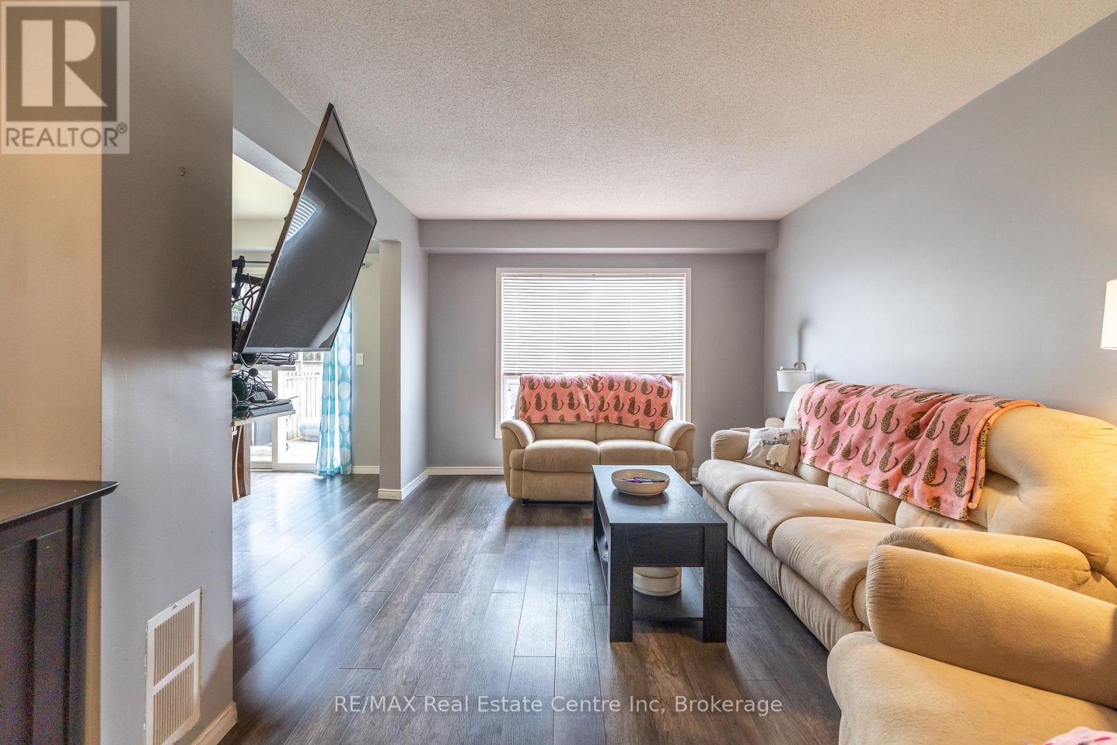 30 O'connor Lane, Guelph, Ontario  N1E 7G4 - Photo 21 - X12457161