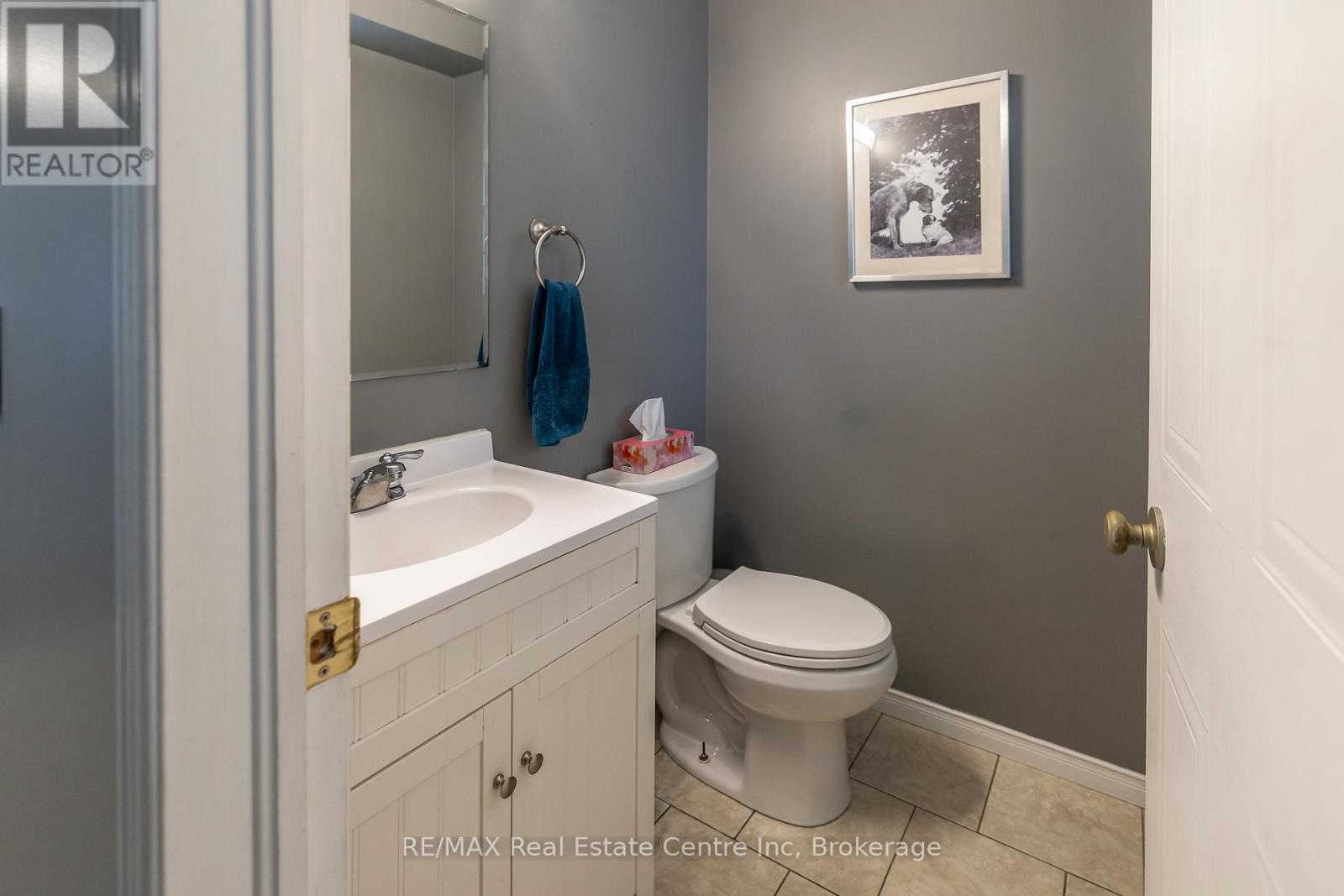 30 O'connor Lane, Guelph, Ontario  N1E 7G4 - Photo 7 - X12457161