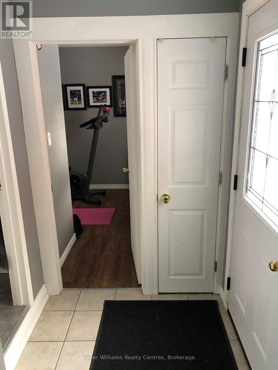 1379 3rd Avenue E, Owen Sound, Ontario  N4K 2L8 - Photo 14 - X12457182