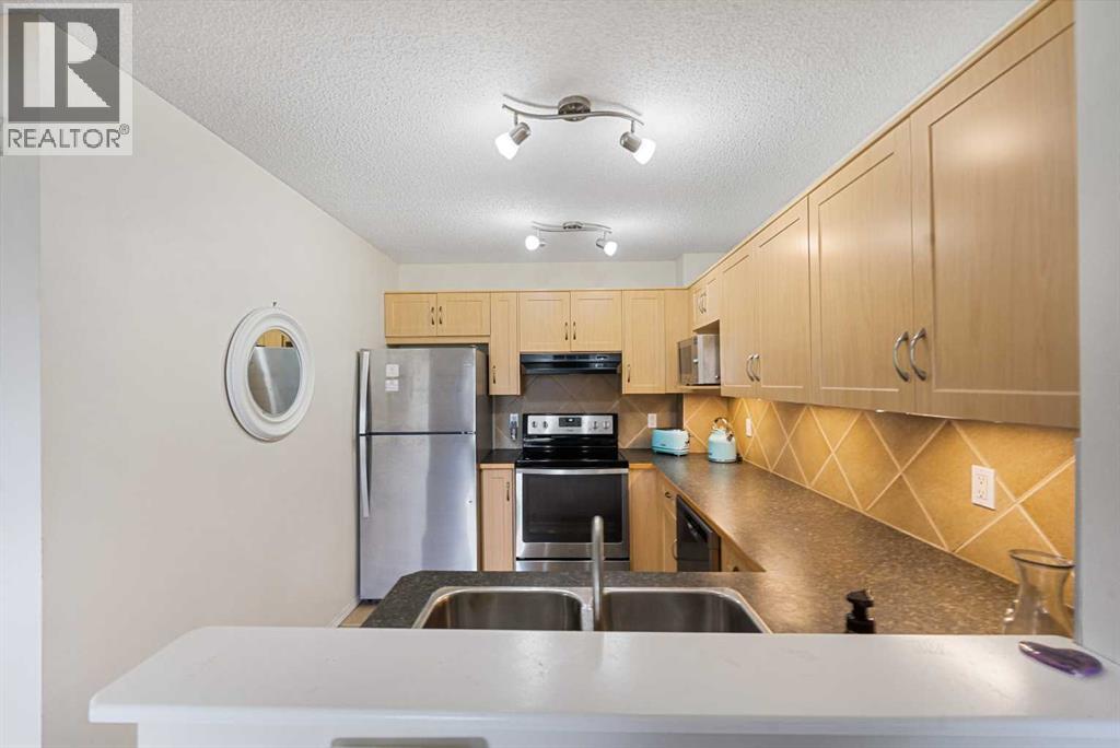 205 Bayside Point Sw, Airdrie, Alberta  T4B 2X6 - Photo 17 - A2263209