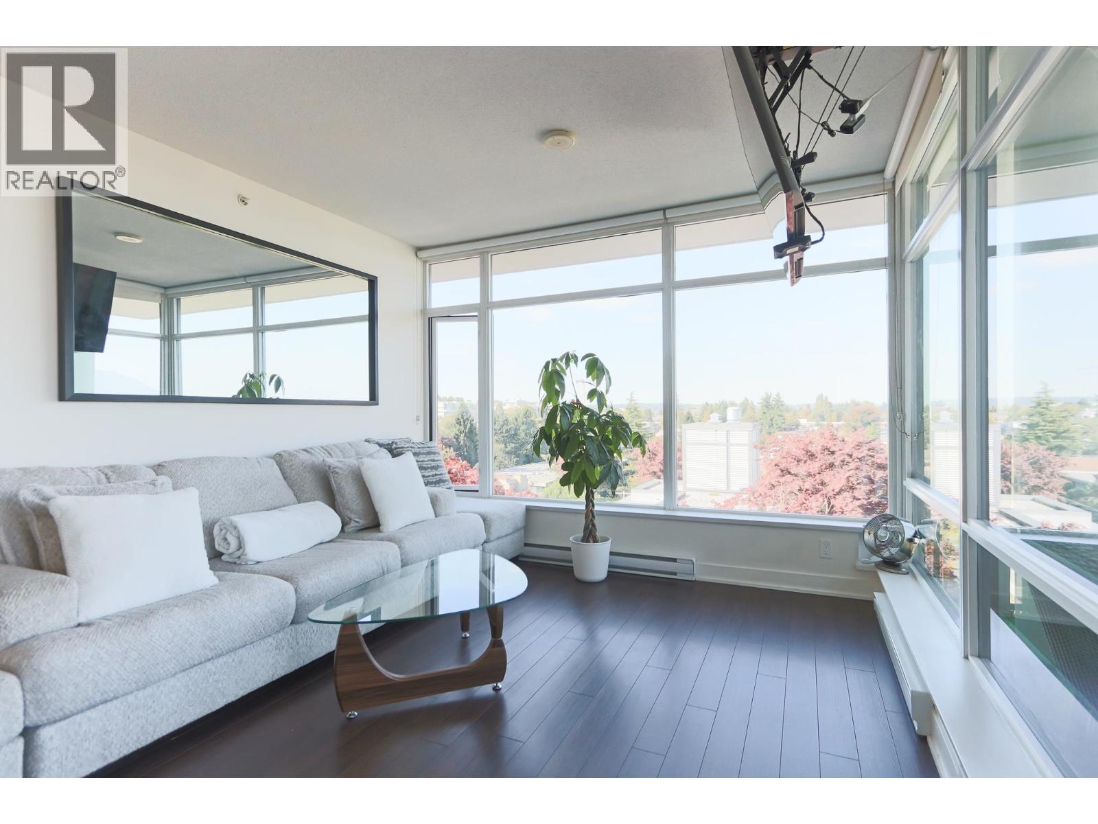 1107 1777 W 7th Avenue, Vancouver, British Columbia  V6J 0E5 - Photo 2 - R3057442