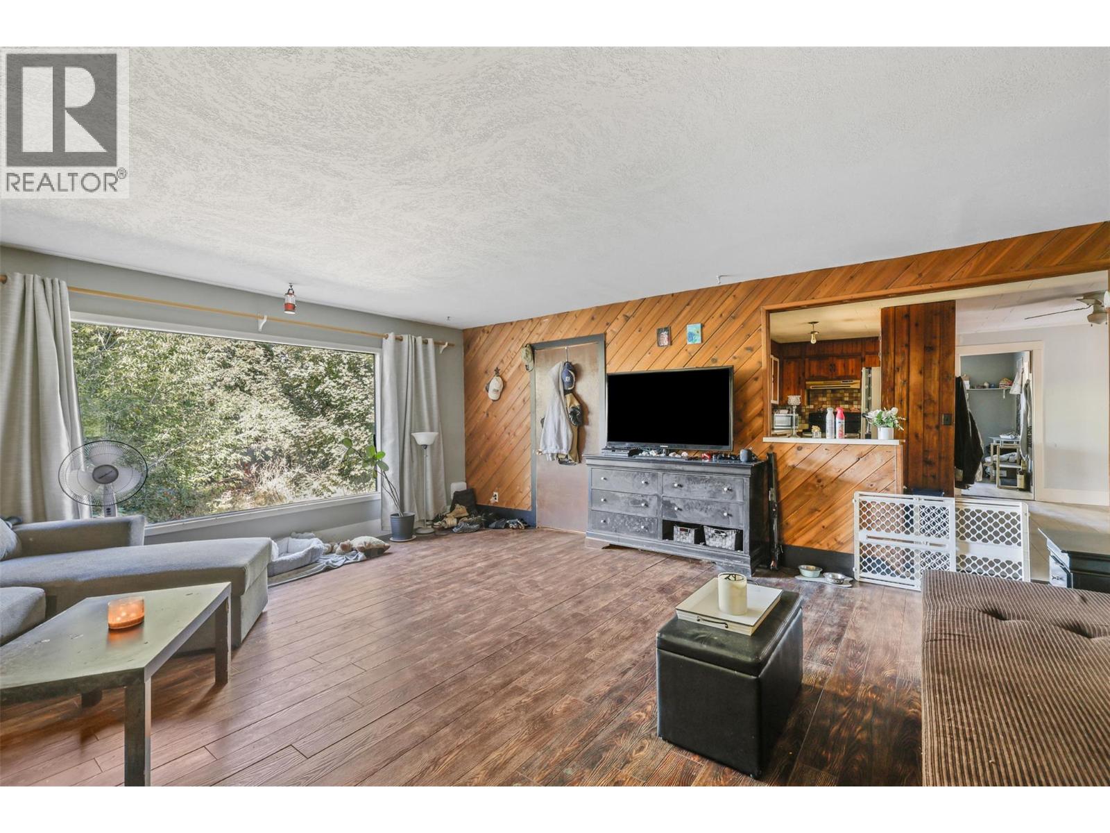 1012 Addison Road, Tappen, British Columbia  V0E 2X1 - Photo 15 - 10360579