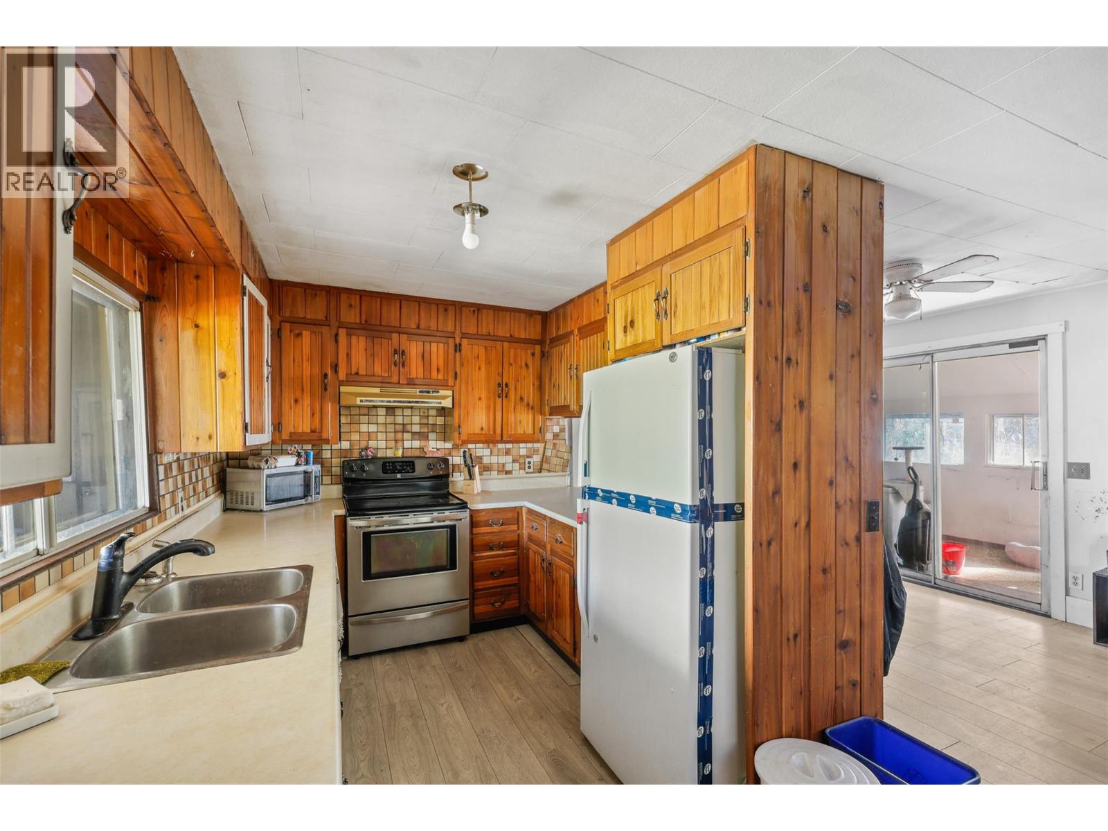 1012 Addison Road, Tappen, British Columbia  V0E 2X1 - Photo 21 - 10360579