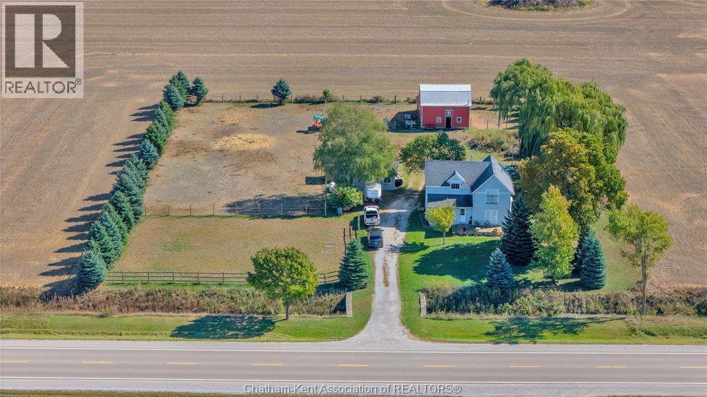 MLS# 25025635: 2352 OIL HERITAGE ROAD, Oil Springs, Canada