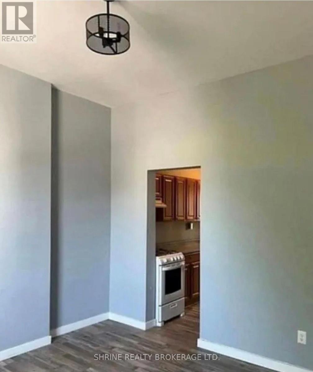 3 - 106 Kent Street W, London East, Ontario  N6A 1L1 - Photo 7 - X12457211