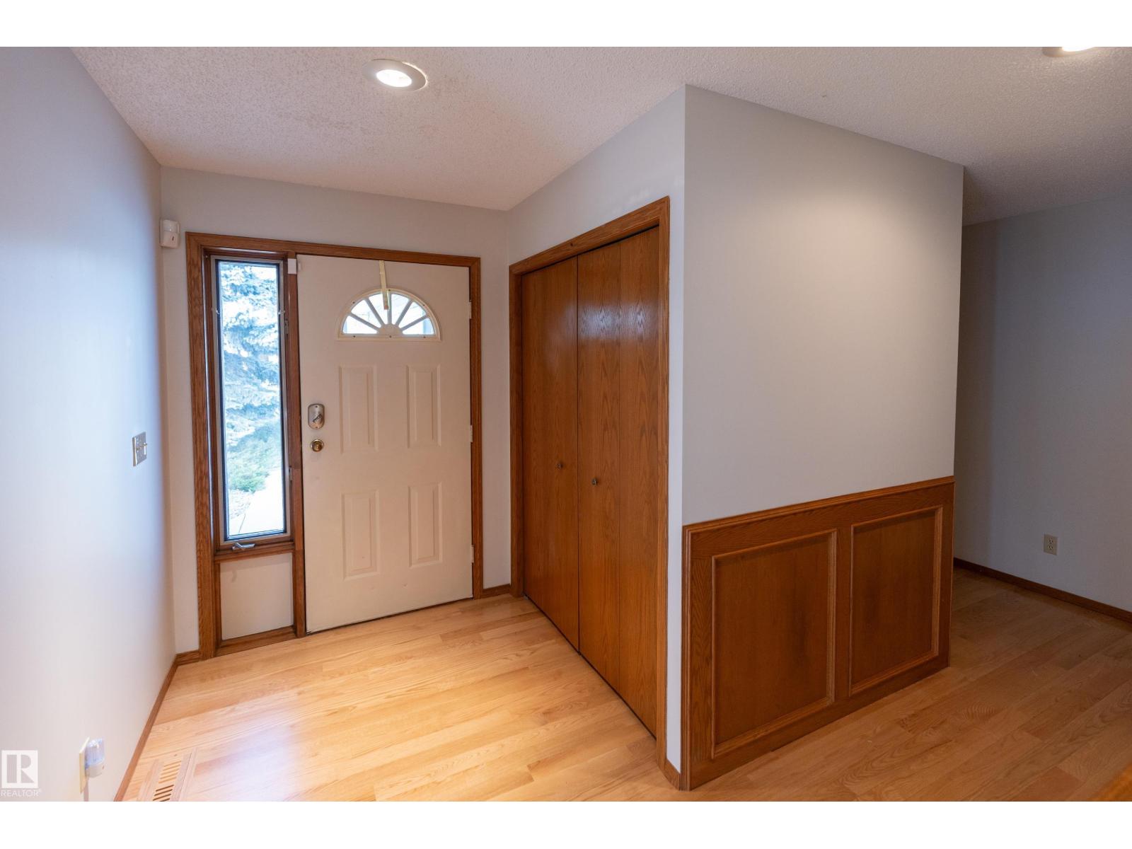 50 Hillside Cr, Sherwood Park, Alberta  T8A 5E1 - Photo 4 - E4461713