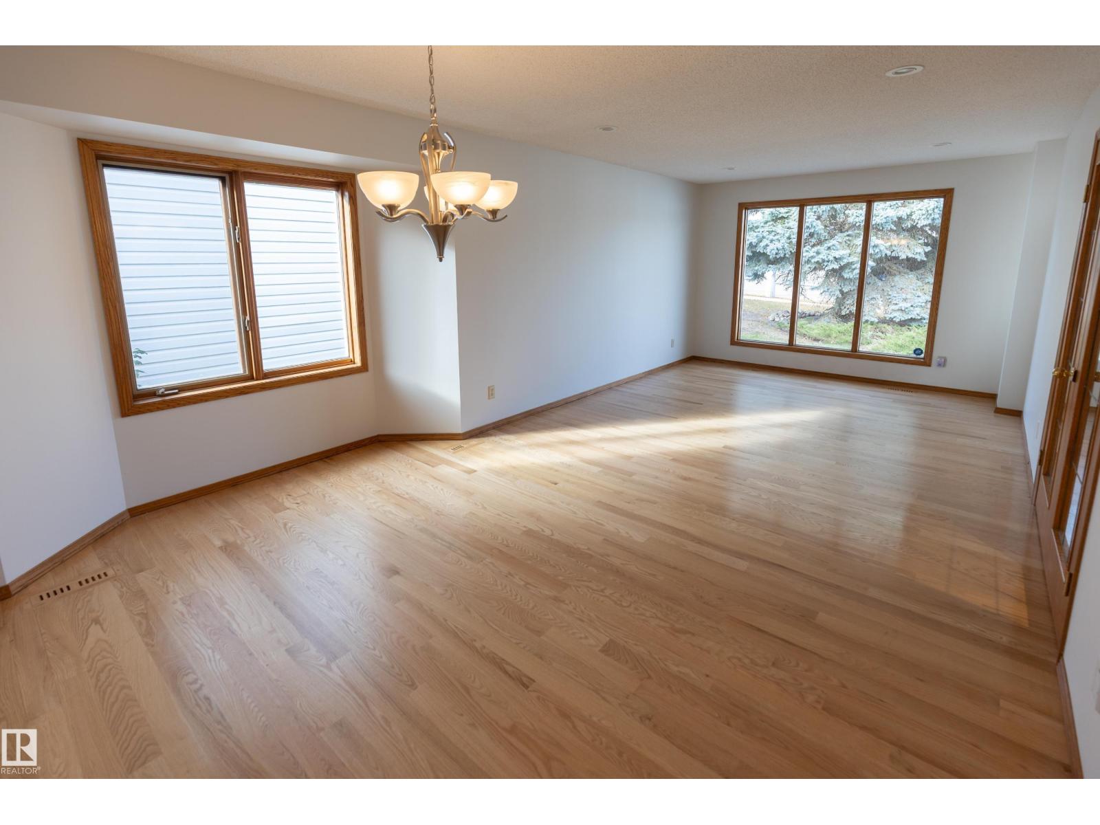 50 Hillside Cr, Sherwood Park, Alberta  T8A 5E1 - Photo 5 - E4461713