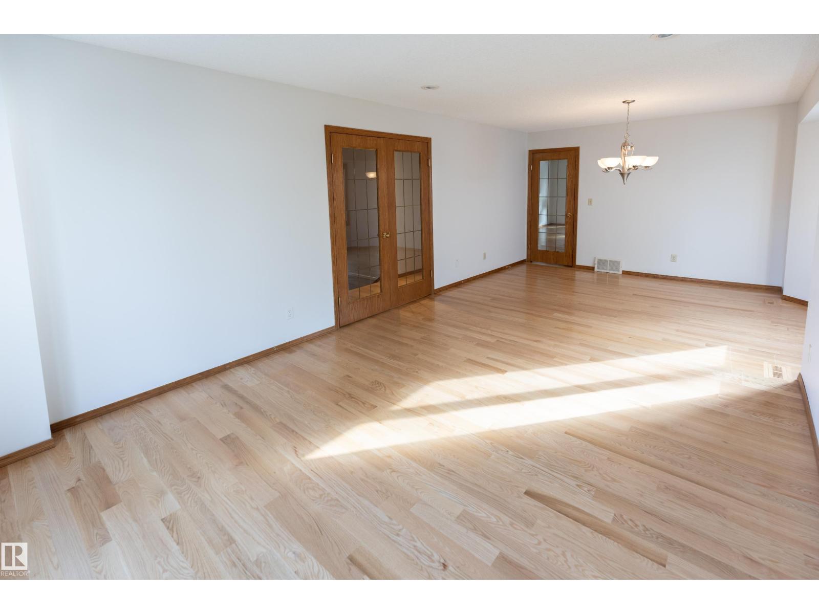 50 Hillside Cr, Sherwood Park, Alberta  T8A 5E1 - Photo 7 - E4461713
