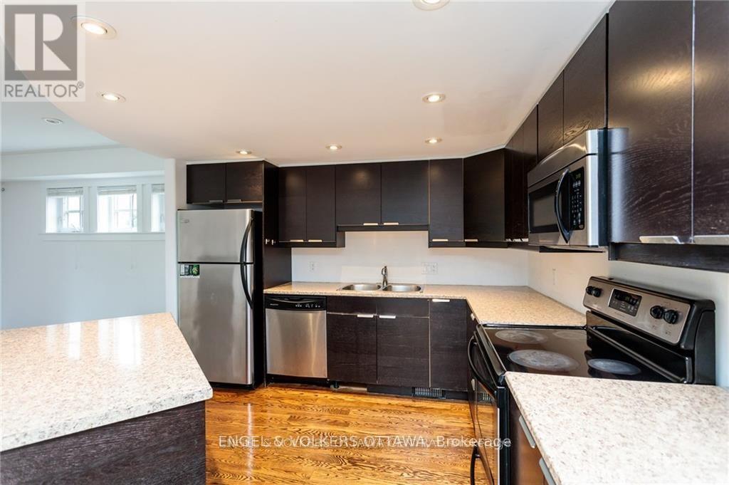 140 Montauk Pvt, Ottawa, Ontario  K2C 2B4 - Photo 10 - X12457124