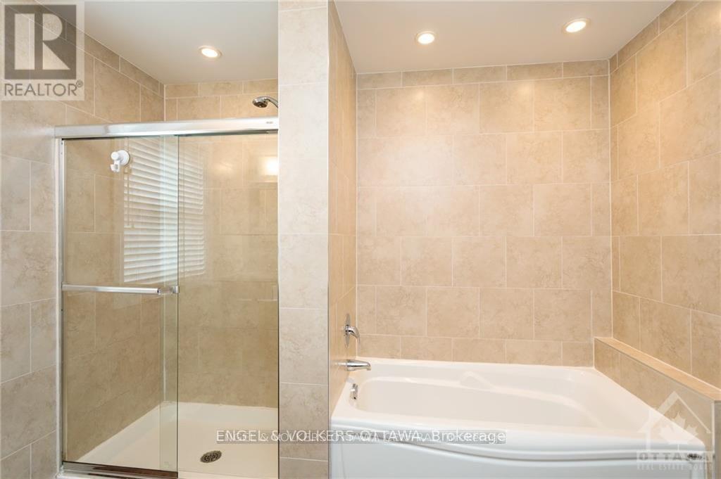 140 Montauk Pvt, Ottawa, Ontario  K2C 2B4 - Photo 18 - X12457124