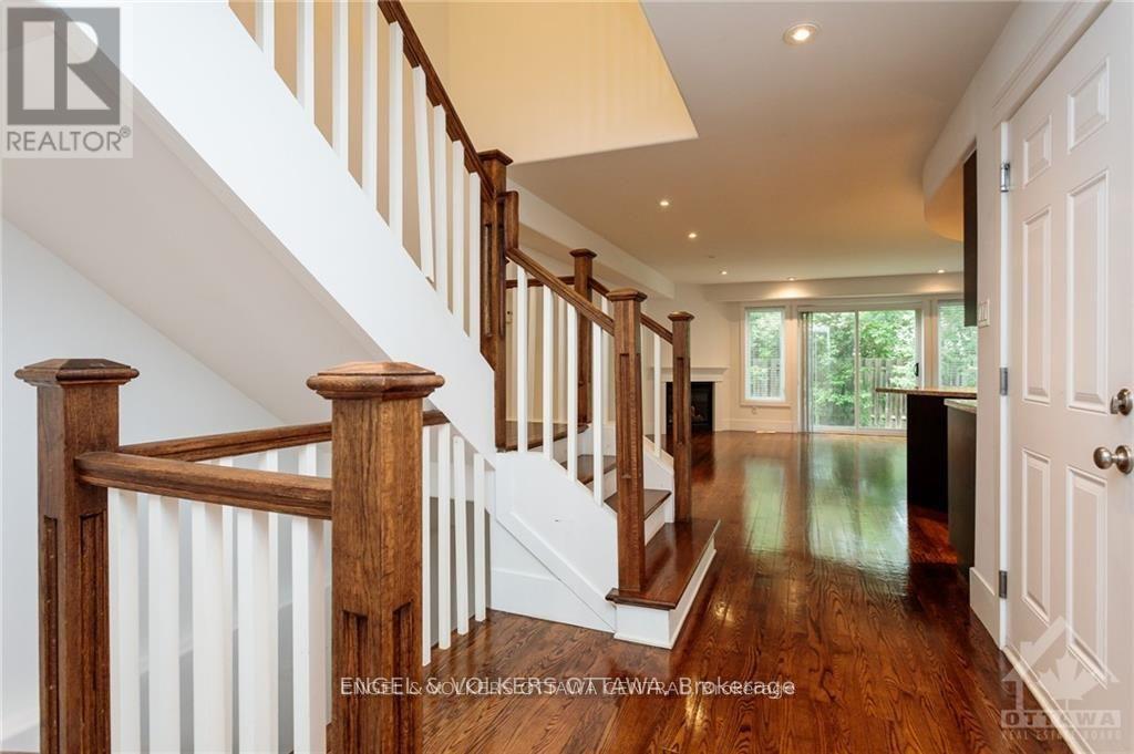 140 Montauk Pvt, Ottawa, Ontario  K2C 2B4 - Photo 5 - X12457124