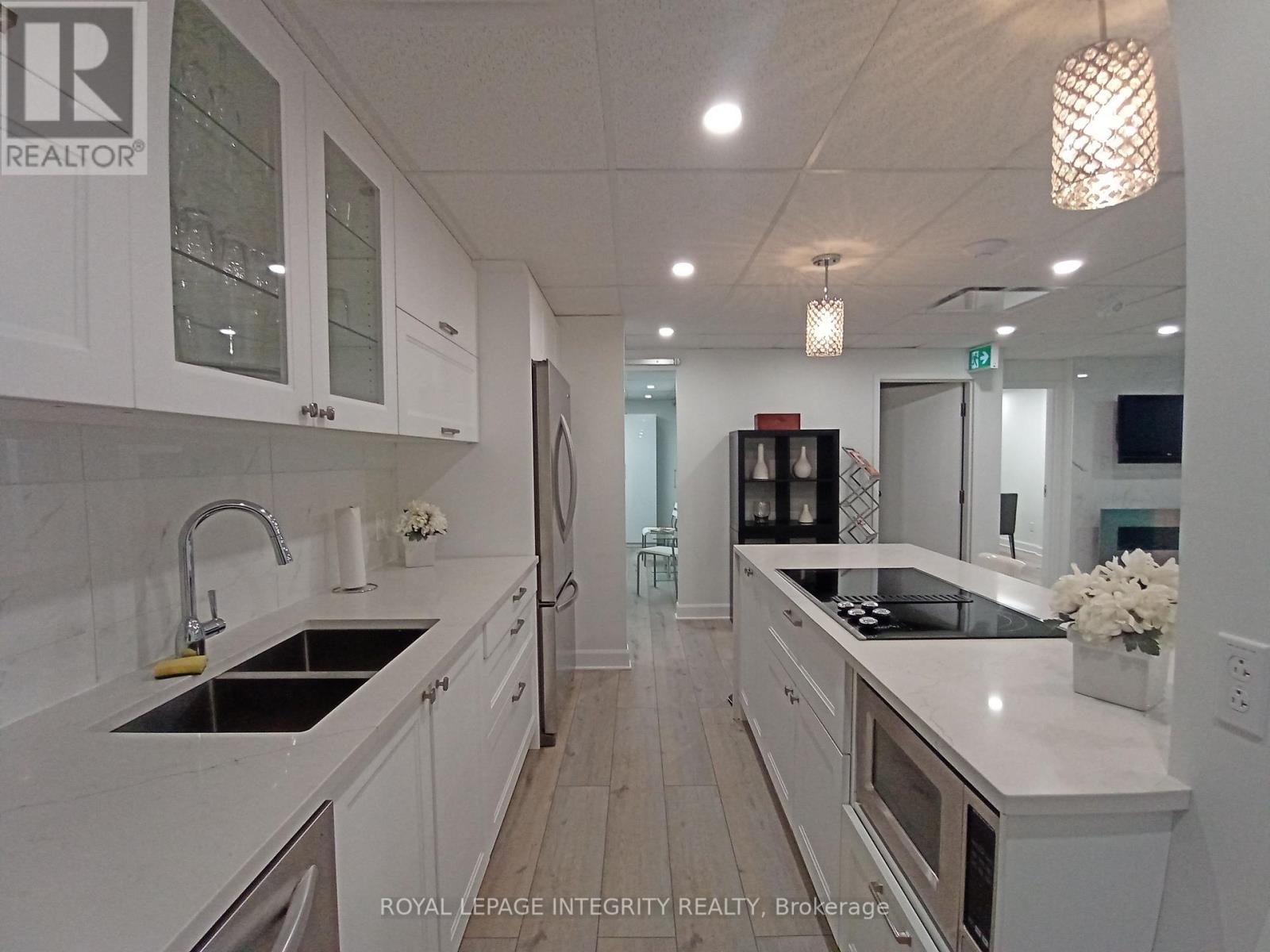 69 Kempster Avenue, Ottawa, Ontario  K2B 6M2 - Photo 20 - X12457144