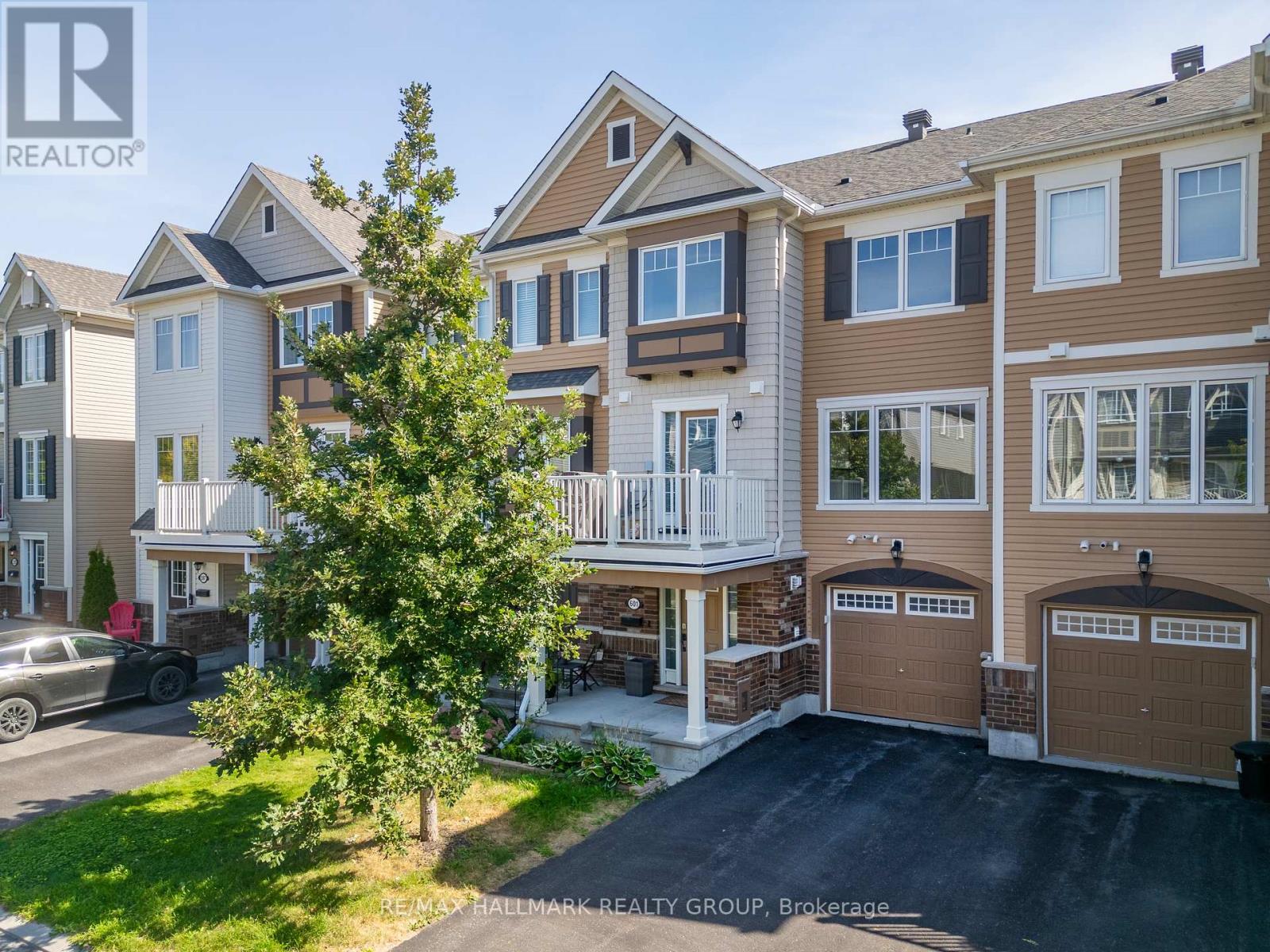 601 FOXLIGHT CIRCLE, Ottawa, Ontario