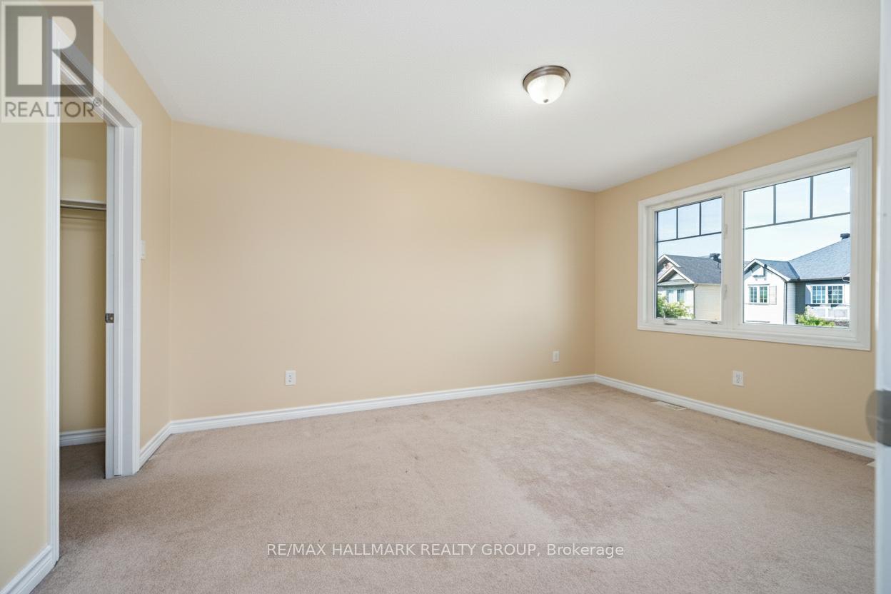 601 Foxlight Circle, Ottawa, Ontario  K2M 0L9 - Photo 22 - X12457165