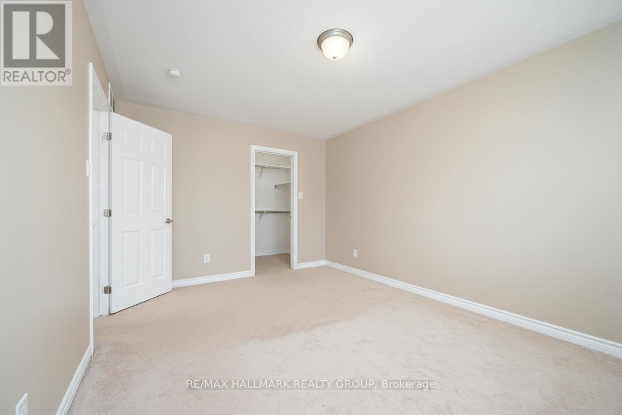 601 Foxlight Circle, Ottawa, Ontario  K2M 0L9 - Photo 23 - X12457165