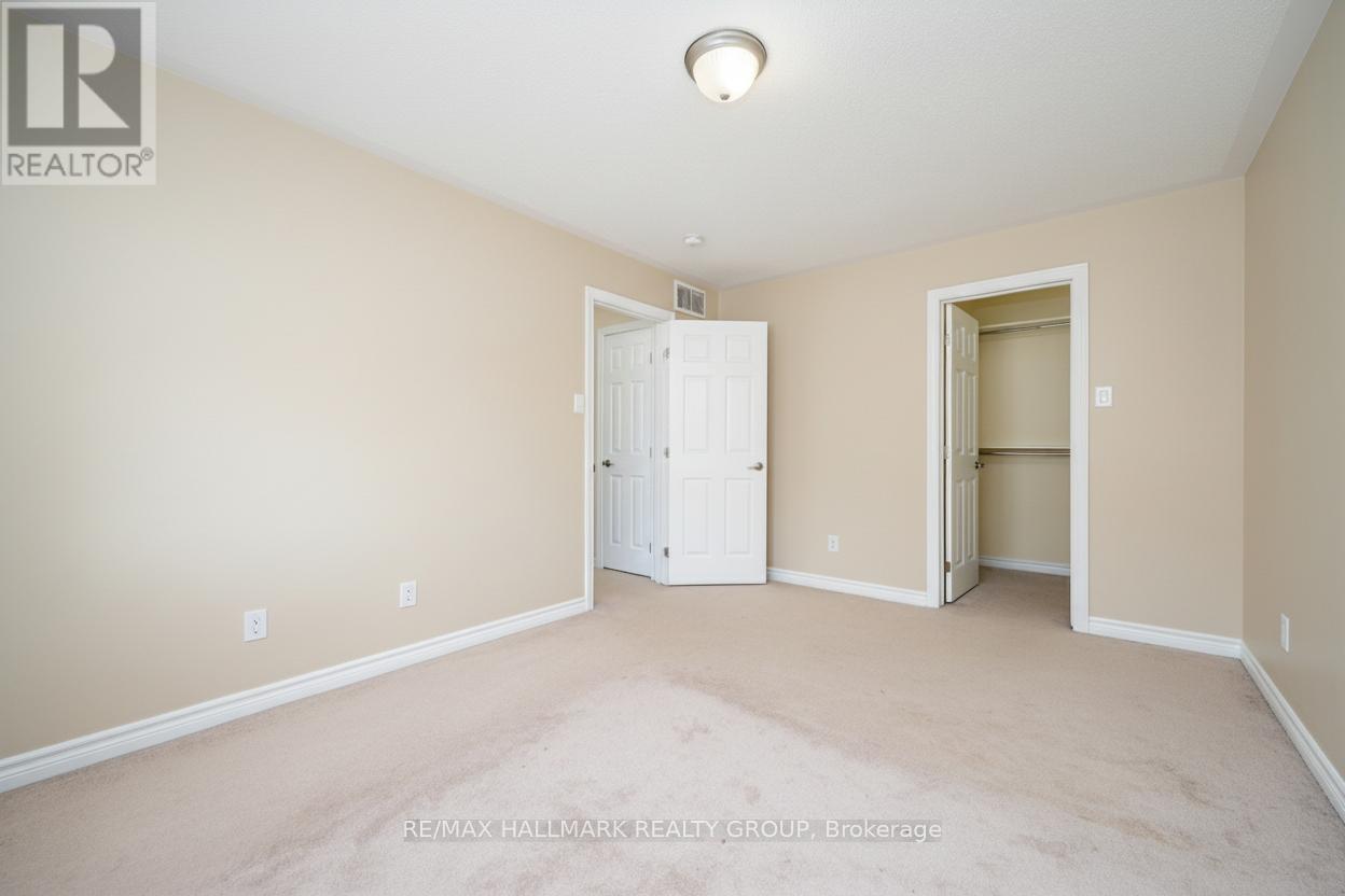 601 Foxlight Circle, Ottawa, Ontario  K2M 0L9 - Photo 24 - X12457165