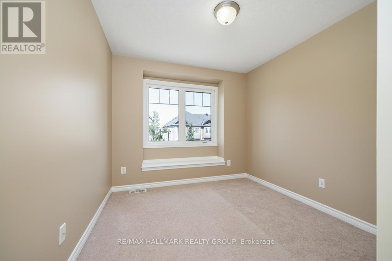 601 Foxlight Circle, Ottawa, Ontario  K2M 0L9 - Photo 29 - X12457165