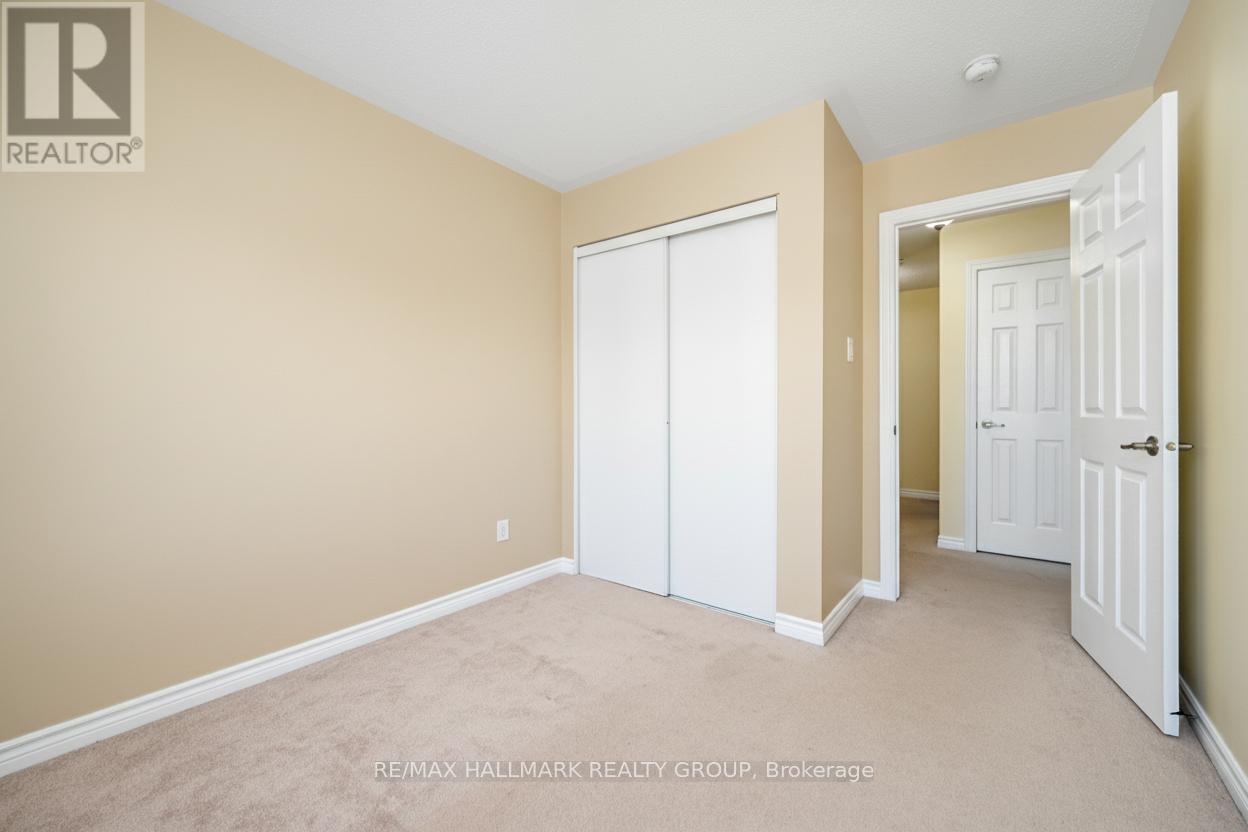 601 Foxlight Circle, Ottawa, Ontario  K2M 0L9 - Photo 30 - X12457165