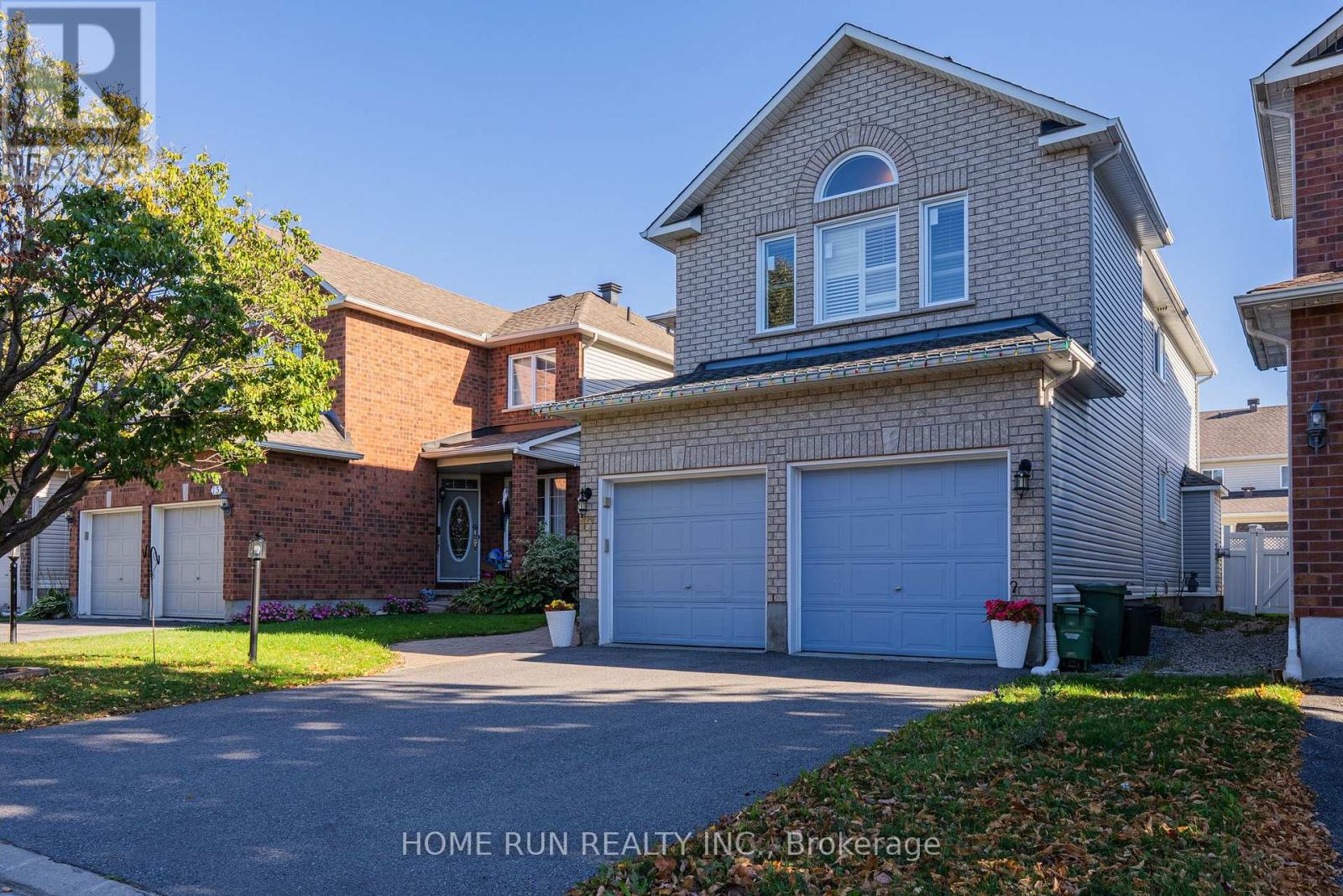 17 Rodeo Drive, Ottawa, Ontario  K2J 4Z3 - Photo 2 - X12457185