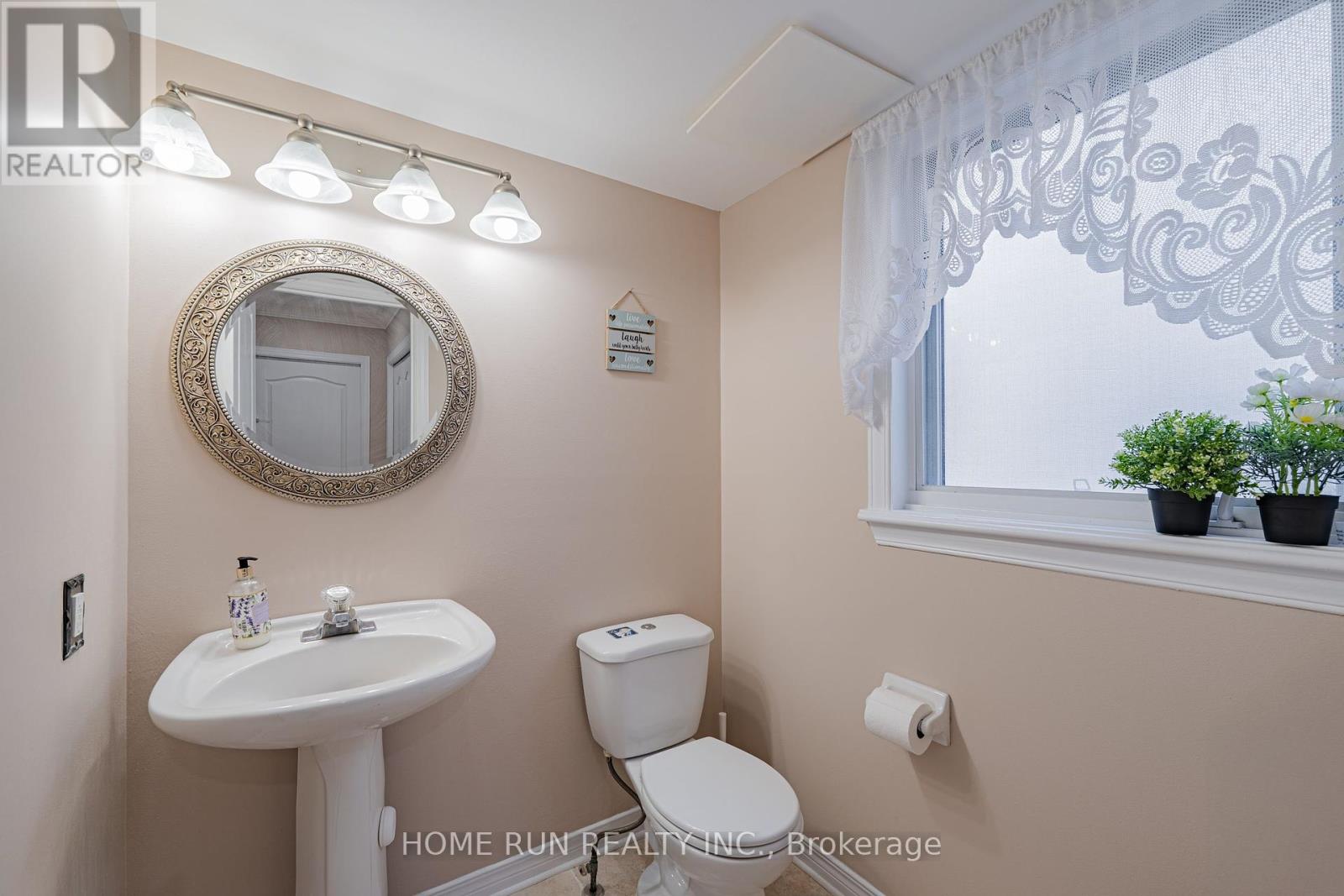 17 Rodeo Drive, Ottawa, Ontario  K2J 4Z3 - Photo 5 - X12457185
