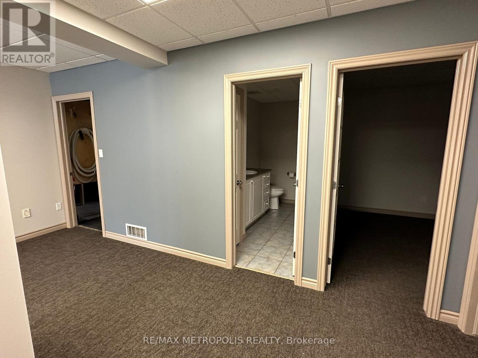 5 - 499 Dundas Street W, Quinte West (Trenton Ward), Ontario  K8V 6C4 - Photo 10 - X12457079