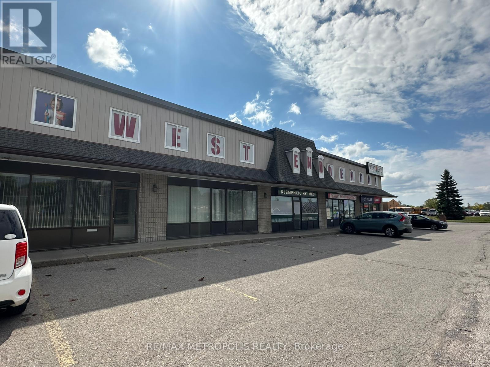 5 - 499 Dundas Street W, Quinte West (Trenton Ward), Ontario  K8V 6C4 - Photo 14 - X12457079