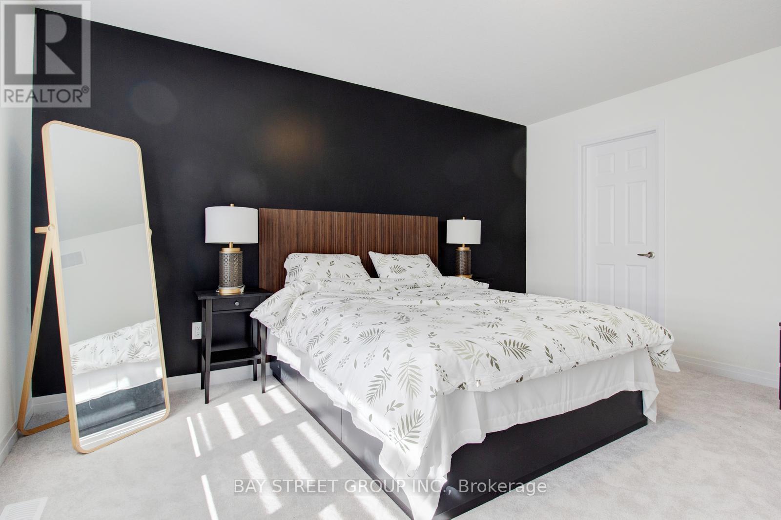 5 Lemon Avenue N, Thorold, Ontario  L0S 1K0 - Photo 22 - X12457116