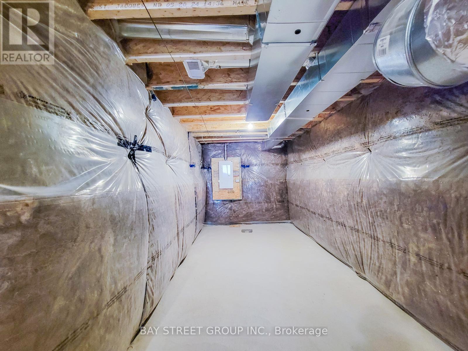 5 Lemon Avenue N, Thorold, Ontario  L0S 1K0 - Photo 34 - X12457116