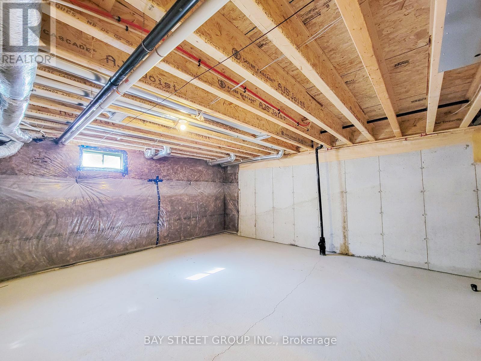5 Lemon Avenue N, Thorold, Ontario  L0S 1K0 - Photo 37 - X12457116