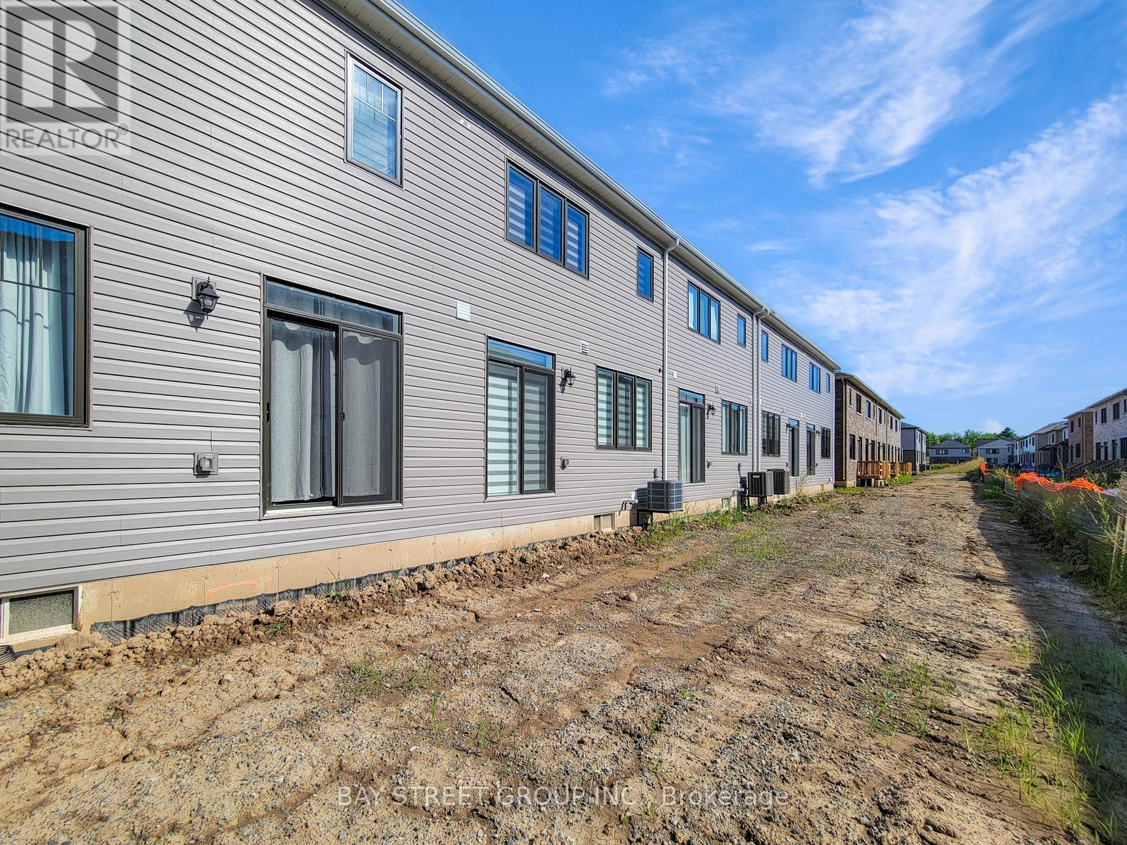 5 Lemon Avenue N, Thorold, Ontario  L0S 1K0 - Photo 41 - X12457116