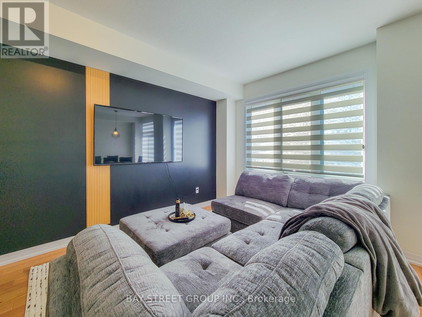 5 Lemon Avenue N, Thorold, Ontario  L0S 1K0 - Photo 8 - X12457116