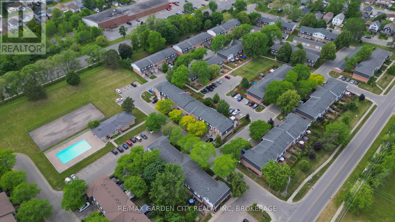 37 - 185 Denistoun Street, Welland, Ontario  L3C 6J6 - Photo 40 - X12457123