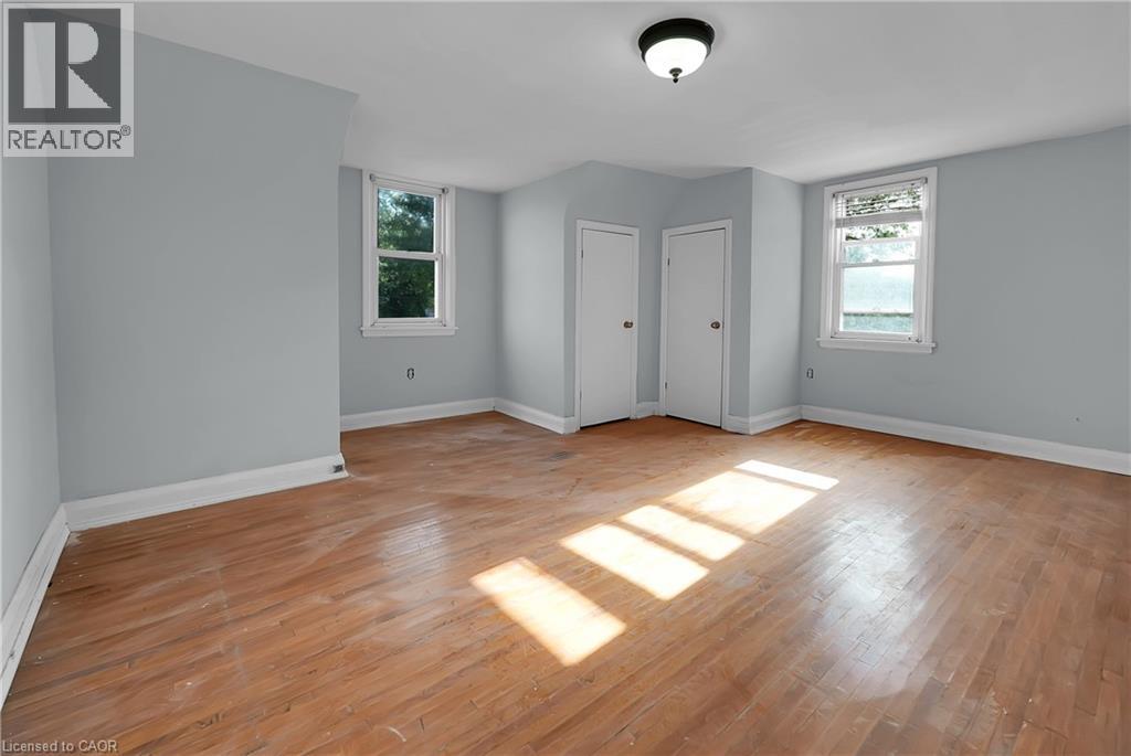 9 Arlington Avenue, St. Catharines, Ontario  L2P 3A3 - Photo 11 - 40778296