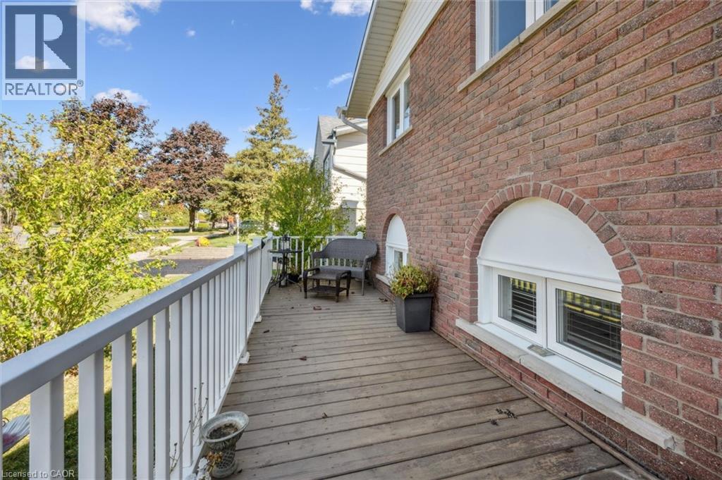 573 Pioneer Drive, Kitchener, Ontario  N2P 1P4 - Photo 3 - 40766491