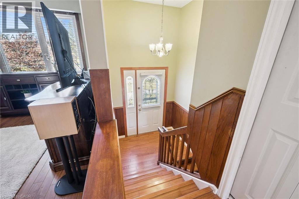573 Pioneer Drive, Kitchener, Ontario  N2P 1P4 - Photo 4 - 40766491