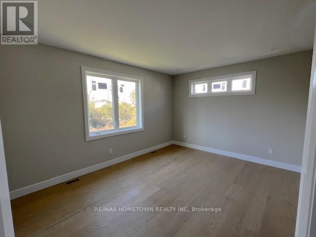 1058 Shearer Drive, Brockville, Ontario  K6V 7K1 - Photo 5 - X12457220