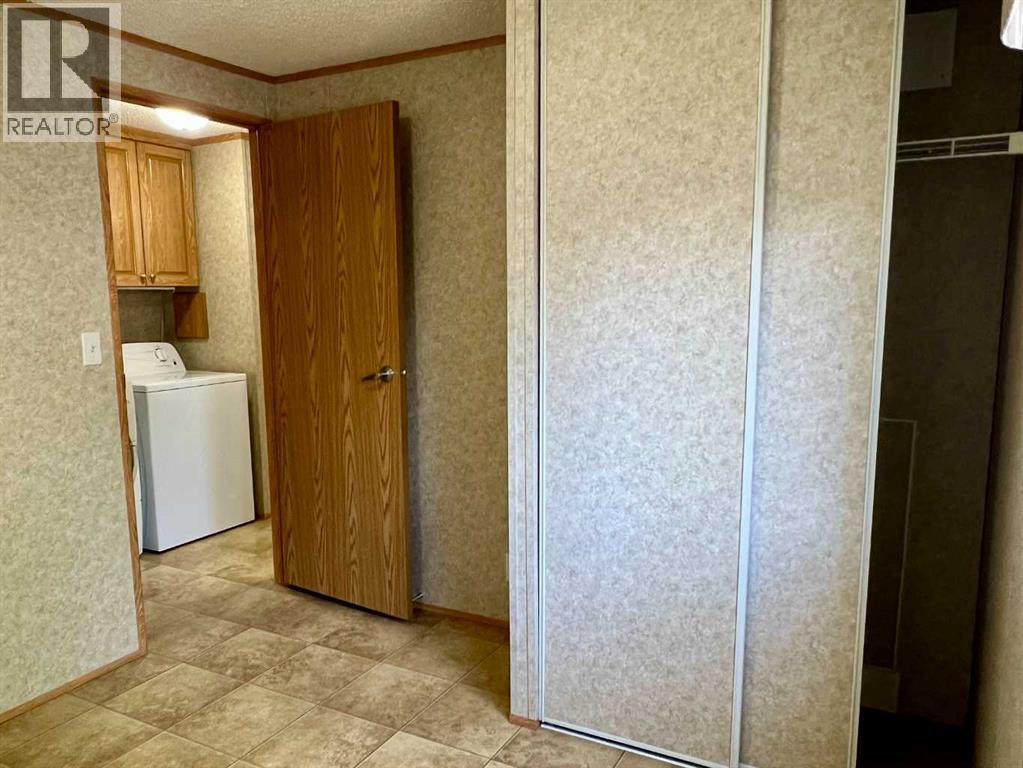 6, 1229 Waterton Avenue, Pincher Creek, Alberta  T0K 1W0 - Photo 13 - A2262115