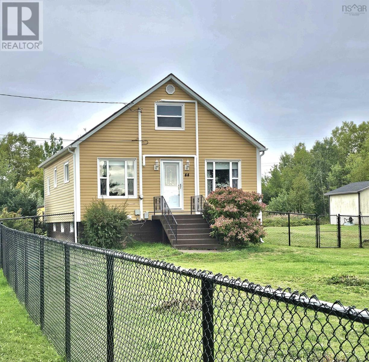 44 Colonel Street, Bras D'Or, Nova Scotia