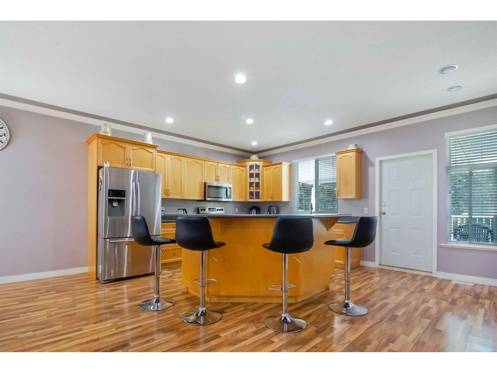 33577 12 Avenue, Mission, British Columbia  V2V 6Z6 - Photo 12 - R3056554