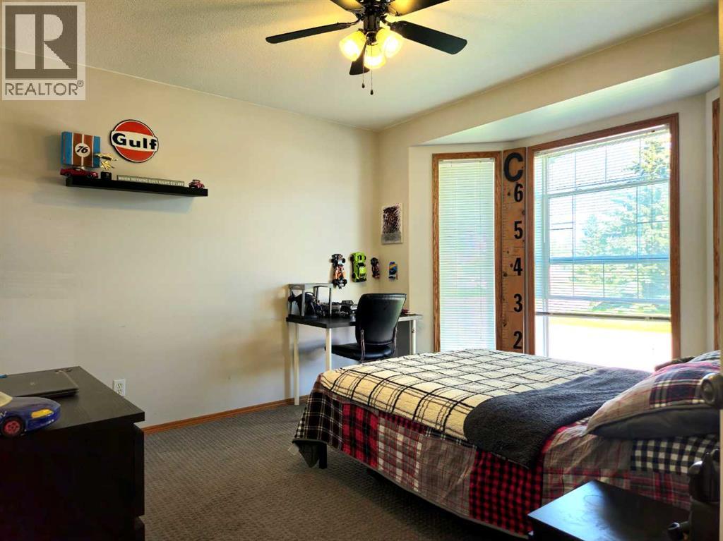 114 Robinson Avenue, Penhold, Alberta  T0M 1R0 - Photo 17 - A2241368