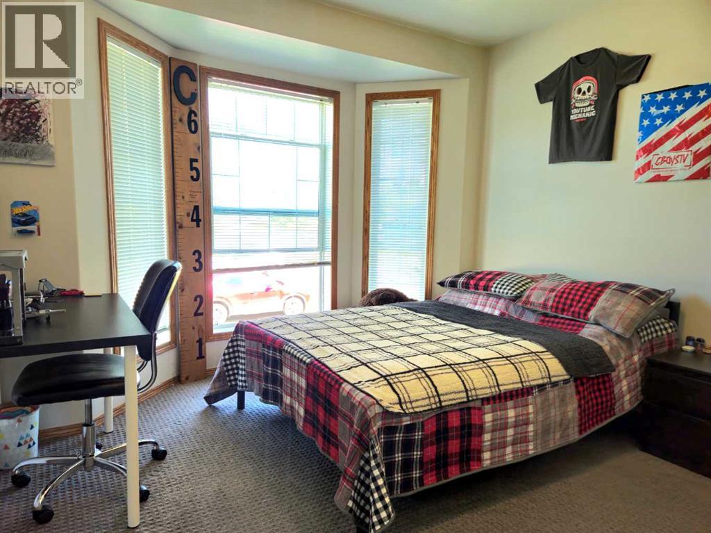 114 Robinson Avenue, Penhold, Alberta  T0M 1R0 - Photo 16 - A2241368