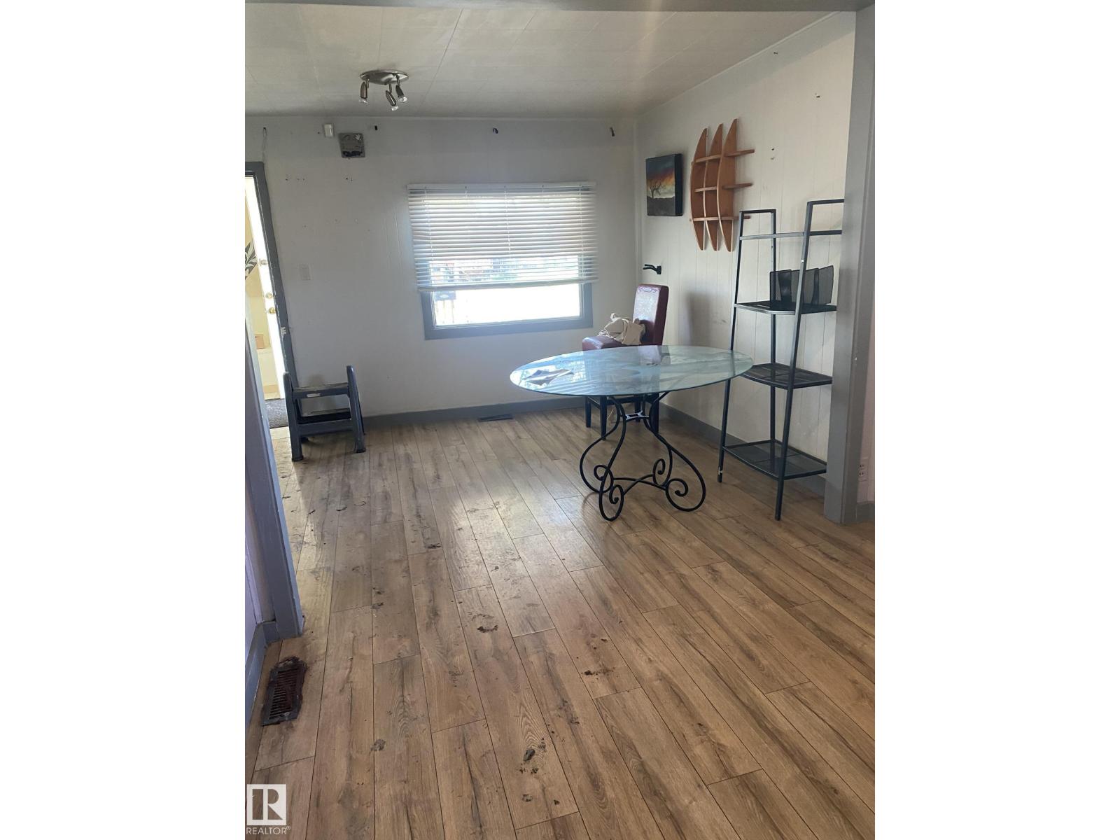 15913 100a Av Nw, Edmonton, Alberta  T5P 0L7 - Photo 10 - E4461715