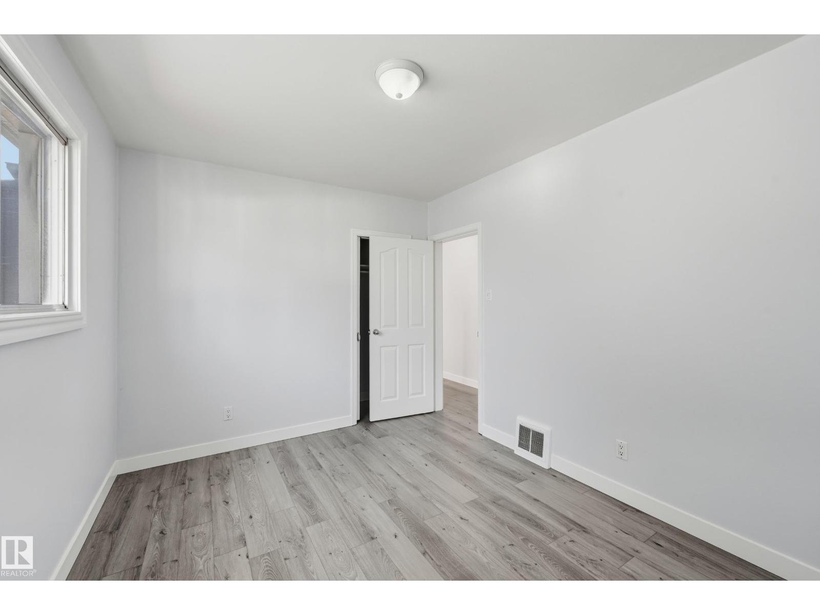 8815 76 St Nw, Edmonton, Alberta  T6C 2K1 - Photo 17 - E4461718